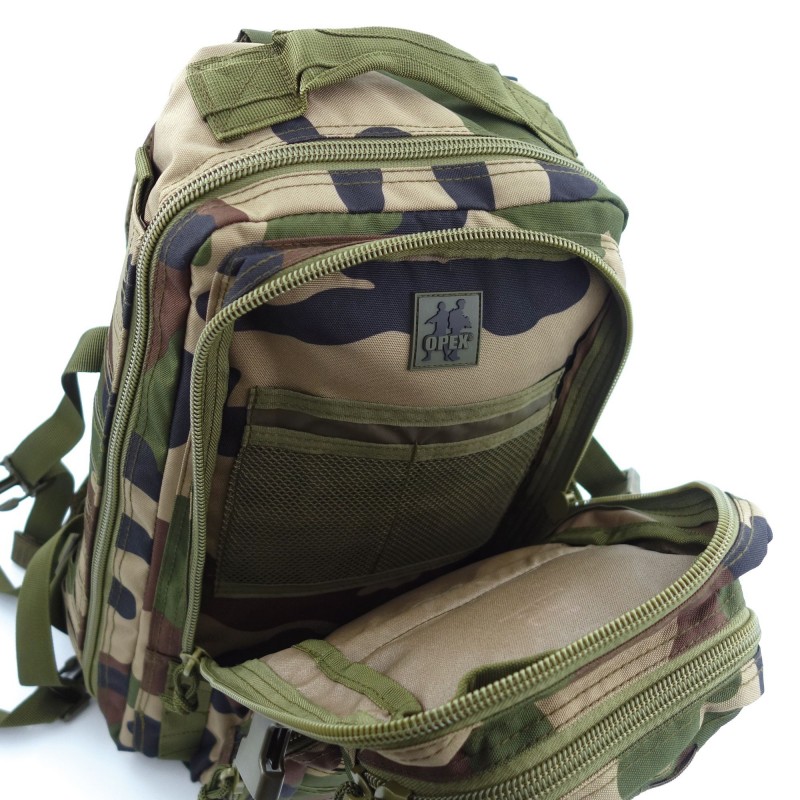 SAC A DOS ASSAULT PACK AVEC SYSTEME MOLLE DECOUPE LASER 22L  camouflage